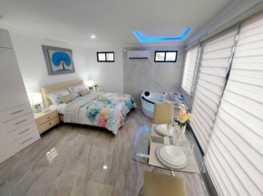 Ecusuites Jacuzzi Vacacional Ceibos Via a la Costa